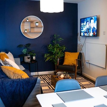 נוטינגהאם Flat 1 - King Bed, Parking, Workspace, Wi-Fi, Corporates מראה חיצוני תמונה
